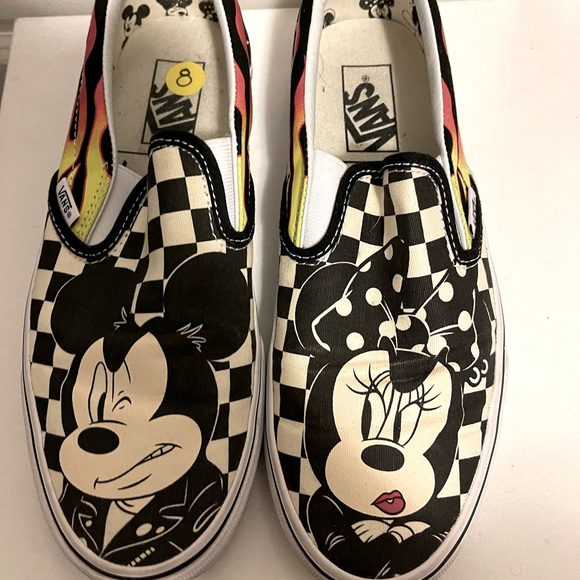 Vans - Picture 2 of 2
